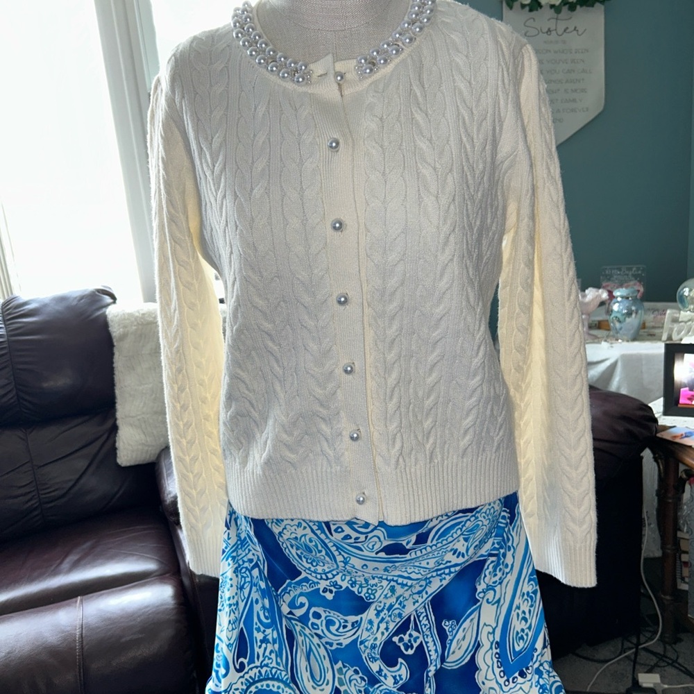 Adrianna Papell Pearl-Button Cream Cable Knit Cardigan Size Medium - Picture 7 of 8